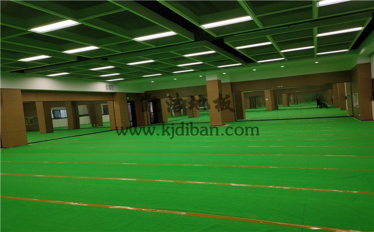 凱潔杭州高級中學(xué)錢江校區(qū)形體房木地板項(xiàng)目-凱潔實(shí)木運(yùn)動(dòng)地板廠家