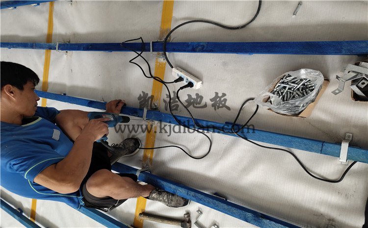 四川綿陽實驗中學體育館木地板項目-凱潔實木運動地板廠家