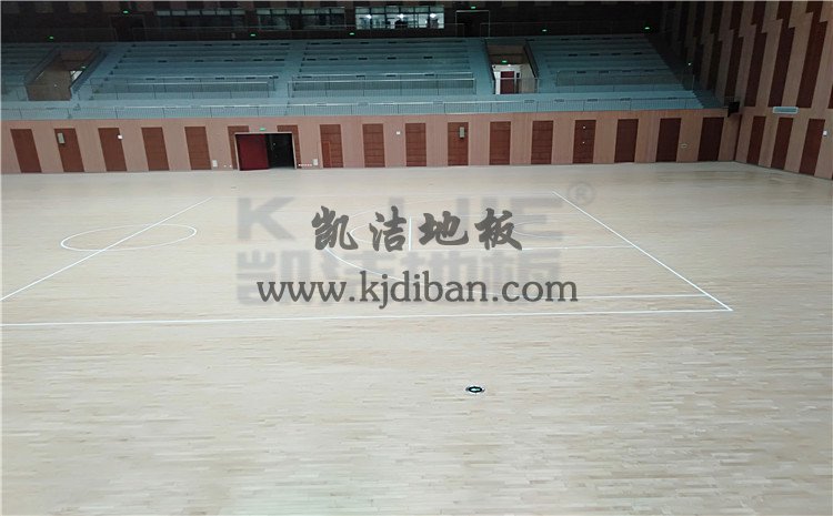 安徽宣城郎溪縣體育館木地板案例